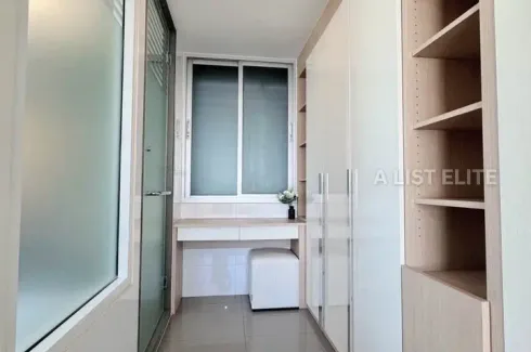 2 Bedroom Condo for sale in Rhythm Ratchada, Sam Sen Nok, Bangkok near MRT Ratchadaphisek