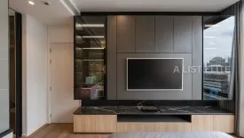 1 Bedroom Condo for rent in MUNIQ Langsuan, Lumpini, Bangkok near BTS Chit Lom