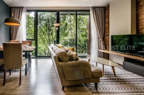 2 Bedroom Condo for sale in Phra Khanong Nuea, Bangkok