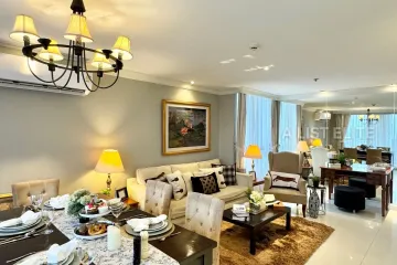 2 Bedroom Condo for sale in Icon III, Khlong Tan Nuea, Bangkok near BTS Thong Lo