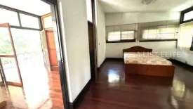 1 Bedroom House for rent in Khlong Tan Nuea, Bangkok