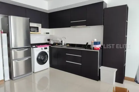 2 Bedroom Condo for rent in Khlong Tan Nuea, Bangkok