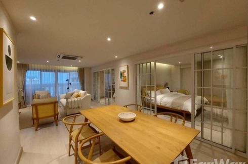 2 Bedroom Condo for sale in Nusa State Tower Condominium, Silom, Bangkok near BTS Surasak