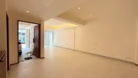 2 Bedroom Townhouse for rent in Chong Nonsi, Bangkok