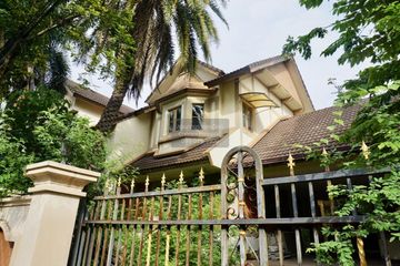 4 Bedroom House for sale in Bang Khu Wiang, Nonthaburi