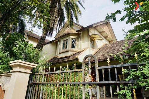 4 Bedroom House for sale in Bang Khu Wiang, Nonthaburi