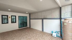 2 Bedroom Townhouse for sale in Tha Raeng, Bangkok