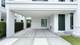 4 Bedroom House for sale in Tha Raeng, Bangkok