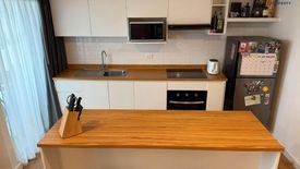 2 Bedroom Condo for sale in Bang Yi Ruea, Bangkok near BTS Wongwian Yai