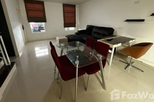 3 Bedroom Townhouse for sale in Khlong Thanon, Bangkok
