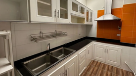 3 Bedroom Townhouse for sale in Khlong Thanon, Bangkok