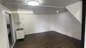 1 Bedroom Commercial for rent in Yan Nawa, Bangkok