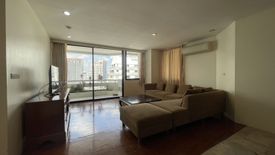 3 Bedroom Condo for rent in Trinity Complex, Silom, Bangkok near BTS Chong Nonsi