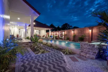 5 Bedroom House for Sale or Rent in Huai Yai, Chonburi