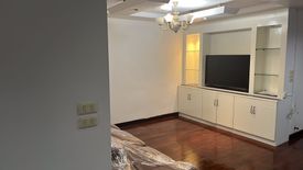 2 Bedroom Condo for rent in Crystal Garden, Khlong Toei, Bangkok near BTS Nana