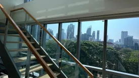 2 Bedroom Condo for sale in The Room Sukhumvit 21, Khlong Toei Nuea, Bangkok near MRT Sukhumvit