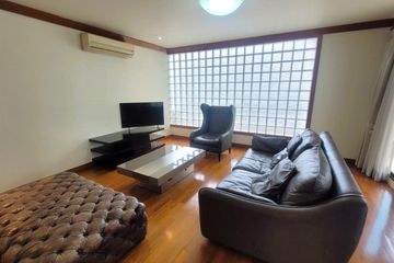 4 Bedroom Condo for rent in Khlong Toei, Bangkok near BTS Asoke