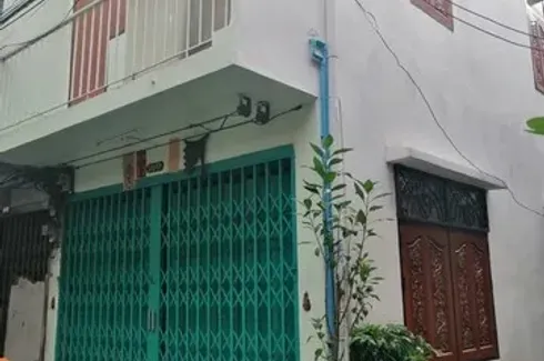 House for rent in Silom, Bangkok near BTS Surasak