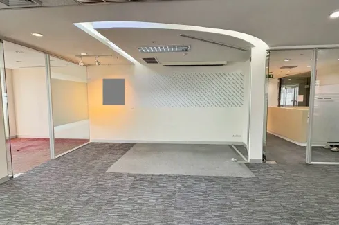 Office for rent in Lumpini, Bangkok near BTS Ploen Chit