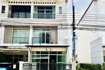 3 Bedroom Townhouse for rent in Wang Thonglang, Bangkok