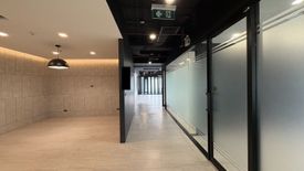 Office for rent in Lumpini, Bangkok near BTS Ploen Chit