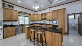 5 Bedroom House for rent in Baan Chalita 1, Na Kluea, Chonburi