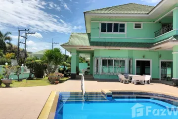 5 Bedroom House for rent in Baan Chalita 1, Na Kluea, Chonburi
