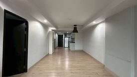 2 Bedroom Condo for sale in The Kris Ratchada 17, Din Daeng, Bangkok near MRT Sutthisan