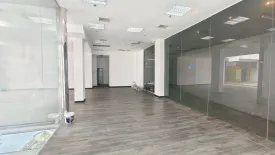 Commercial for rent in Khlong Toei Nuea, Bangkok near MRT Sukhumvit