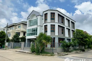 6 Bedroom House for sale in Chai Phithak Village, Thung Song Hong, Bangkok near Airport Rail Link Bang Khen