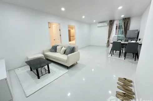 2 Bedroom Condo for rent in SR Complex, Nong Pa Khrang, Chiang Mai