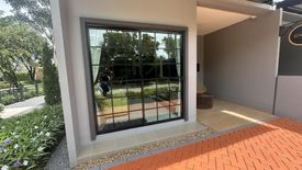 3 Bedroom Townhouse for sale in Bang Khu Wiang, Nonthaburi