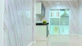 4 Bedroom Townhouse for sale in Bang Chan, Bangkok