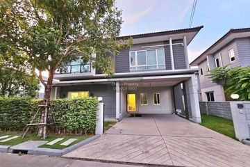 4 Bedroom House for sale in Centro Bangna-Wongwaen, Dokmai, Bangkok