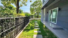 4 Bedroom House for sale in Centro Bangna-Wongwaen, Dokmai, Bangkok