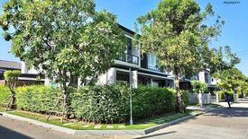 4 Bedroom House for sale in Centro Bangna-Wongwaen, Dokmai, Bangkok