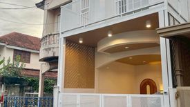 3 Bedroom Townhouse for sale in Baan Bua Thong, Bang Rak Phatthana, Nonthaburi near MRT Khlong Bang Phai