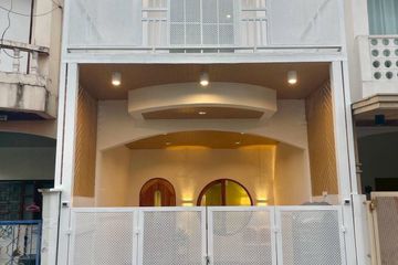 3 Bedroom Townhouse for sale in Baan Bua Thong, Bang Rak Phatthana, Nonthaburi near MRT Khlong Bang Phai