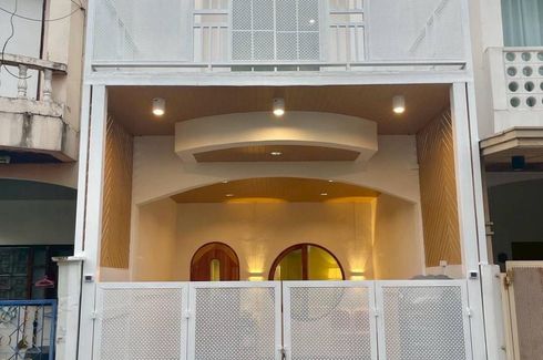 3 Bedroom Townhouse for sale in Baan Bua Thong, Bang Rak Phatthana, Nonthaburi near MRT Khlong Bang Phai