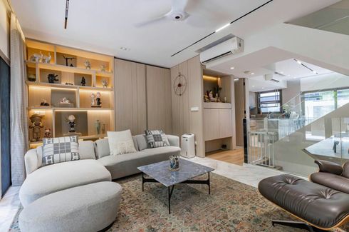 3 Bedroom Condo for sale in Sukhumvit Suite, Khlong Toei Nuea, Bangkok near BTS Nana