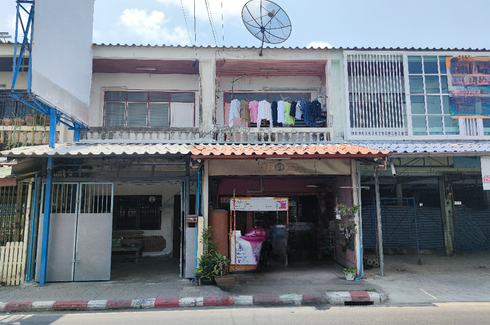 2 Bedroom Townhouse for sale in Pak Nam, Samut Prakan near BTS Srinagarindra