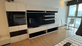 1 Bedroom Condo for rent in Nusasiri Grand, Phra Khanong, Bangkok near BTS Ekkamai