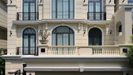 4 Bedroom House for sale in The Boulevard Ekkamai, Khlong Tan Nuea, Bangkok