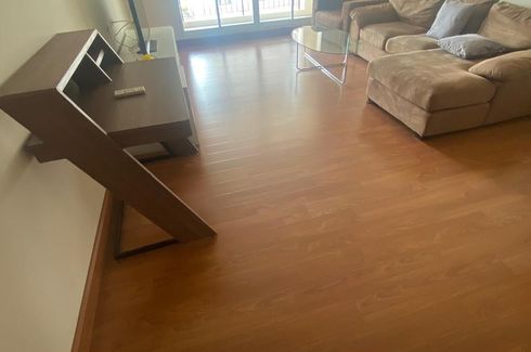 2 Bedroom Condo for sale in Sam Sen Nai, Bangkok near BTS Saphan Kwai