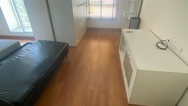 2 Bedroom Condo for sale in Sam Sen Nai, Bangkok near BTS Saphan Kwai