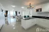 2 Bedroom Condo for rent in Rama Harbour View Condo, Surasak, Chonburi