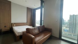 Condo for sale in The Esse at Singha Complex, Bang Kapi, Bangkok near MRT Phetchaburi