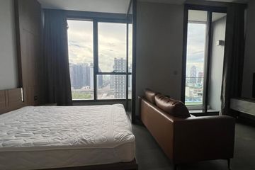 Condo for sale in The Esse at Singha Complex, Bang Kapi, Bangkok near MRT Phetchaburi
