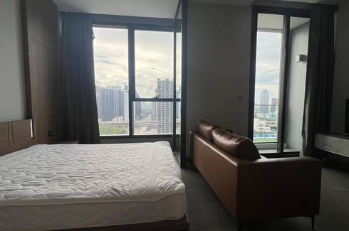 Condo for rent in The Esse at Singha Complex, Bang Kapi, Bangkok near MRT Phetchaburi