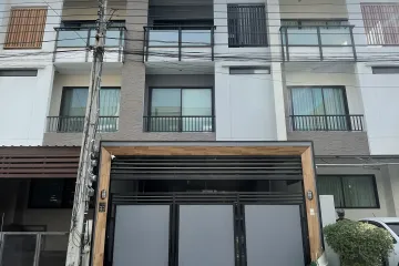 3 Bedroom Townhouse for sale in Private Nirvana Ladprao Life Ladprao 71, Lat Phrao, Bangkok